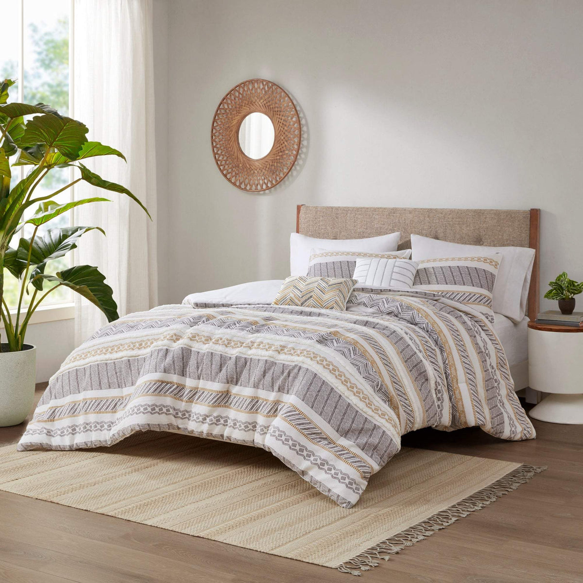 Newton Yellow/Charcoal 5-Piece Comforter Set Comforter Sets By Olliix/JLA HOME (E & E Co., Ltd)