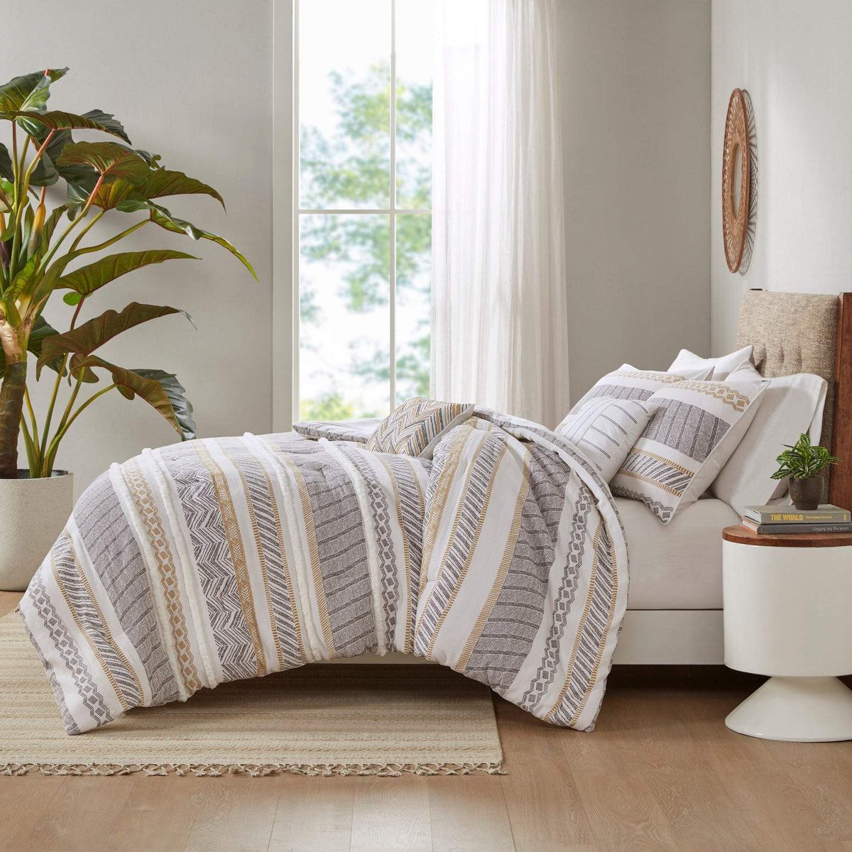Newton Yellow/Charcoal 5-Piece Comforter Set Comforter Sets By Olliix/JLA HOME (E & E Co., Ltd)