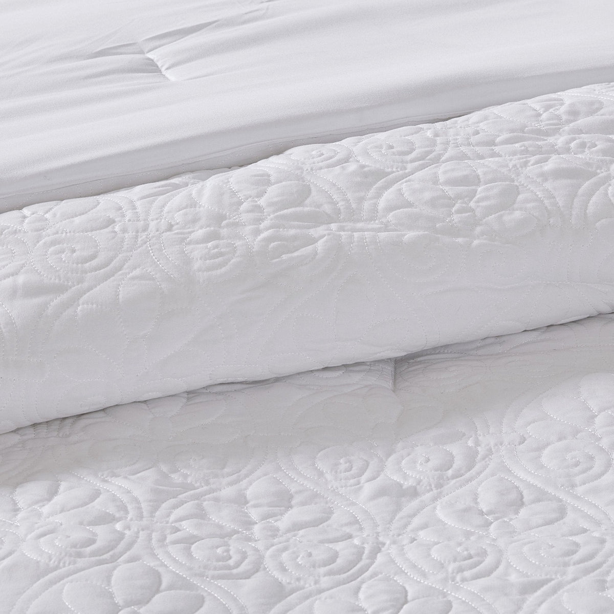 Quebec White 5-Piece Comforter Set Comforter Sets By Olliix/JLA HOME (E & E Co., Ltd)