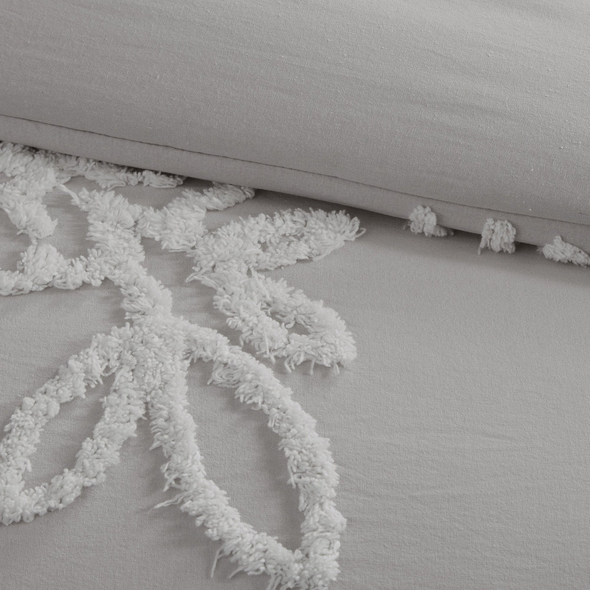 Veronica Grey/White 3-Piece Comforter Set Comforter Sets By Olliix/JLA HOME (E & E Co., Ltd)
