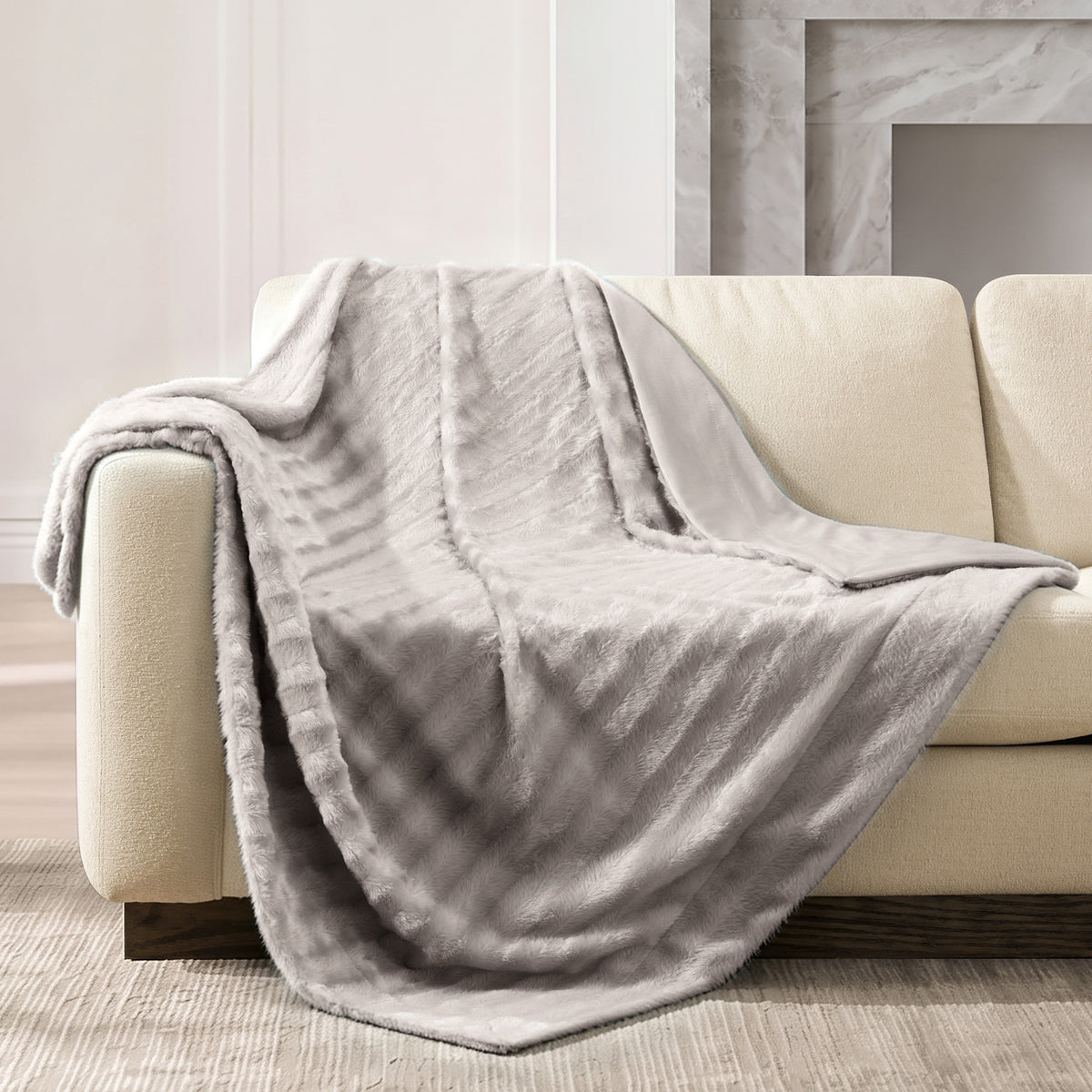 Duke Long Fur Throw - Grey