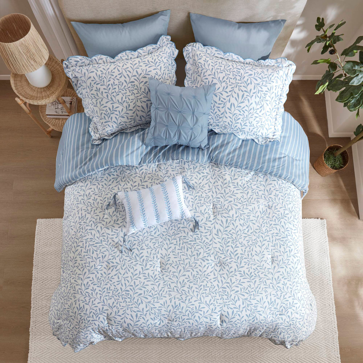 Darcy 5 Piece Print Comforter Set - Blue