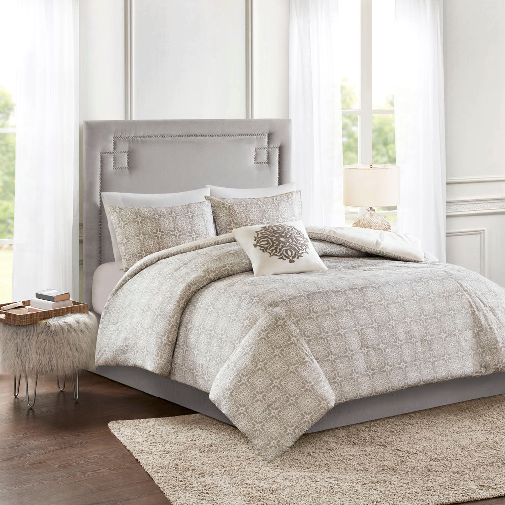 Malia 4 Piece Embroidered Cotton Reversible Duvet Cover Set - Ivory