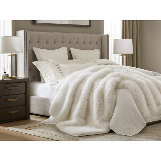 Botswana Animal Print Faux Fur Throw Blanket - Polar Bear