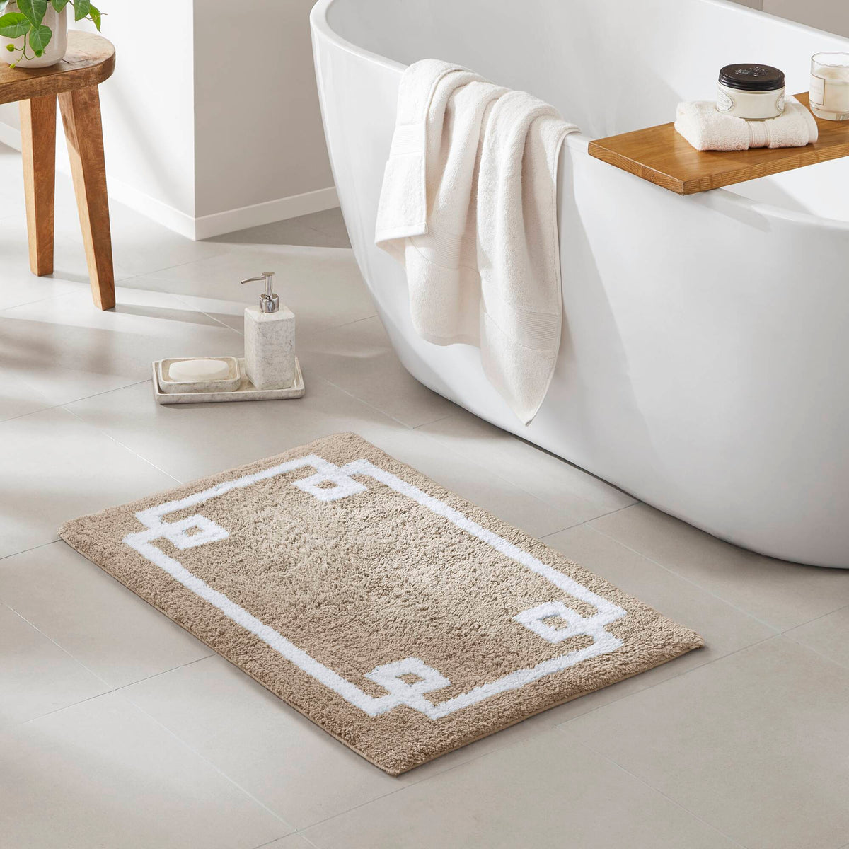 Evan Cotton Tufted Bath Rug - Taupe