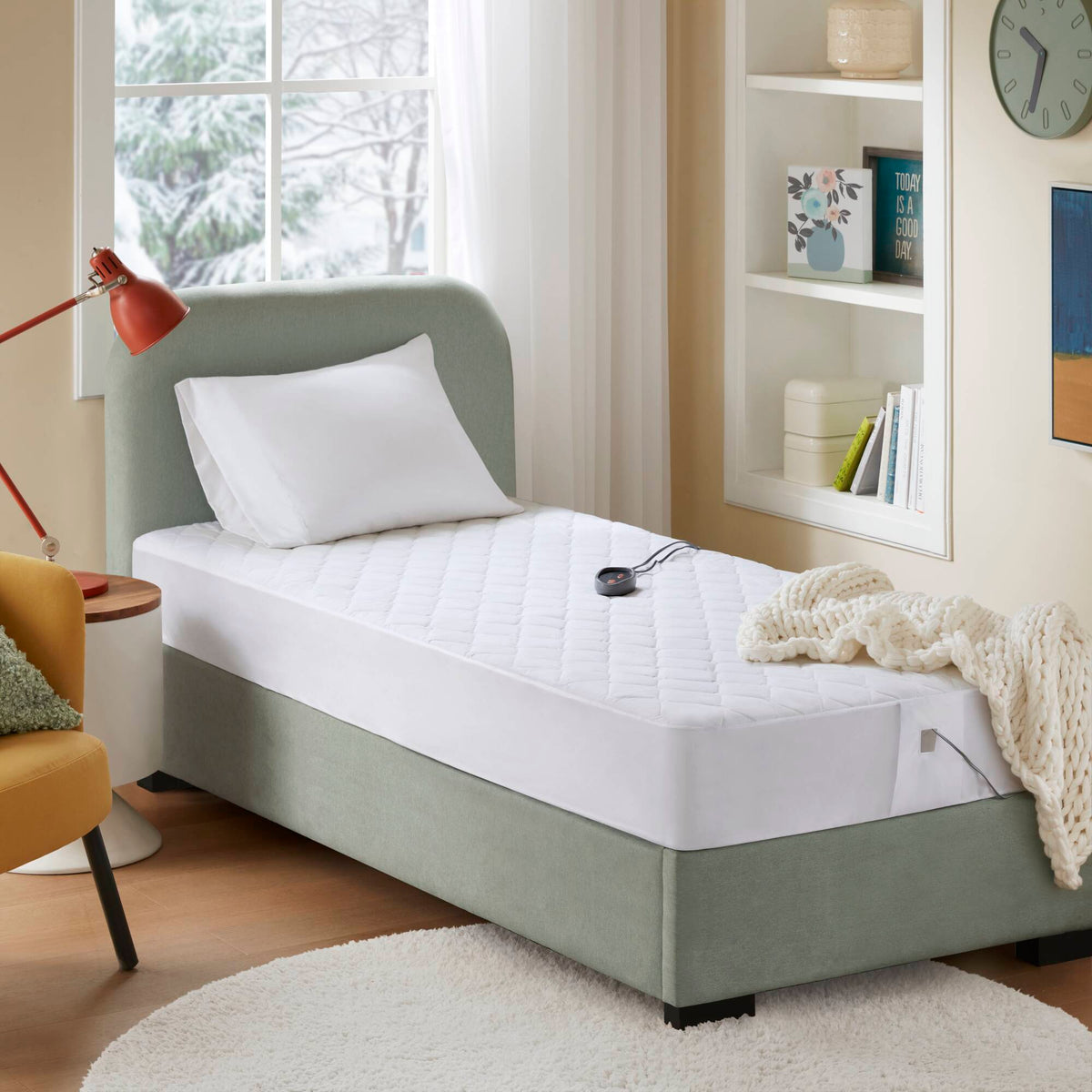 Cotton Blend Heated Mattress Pad - White