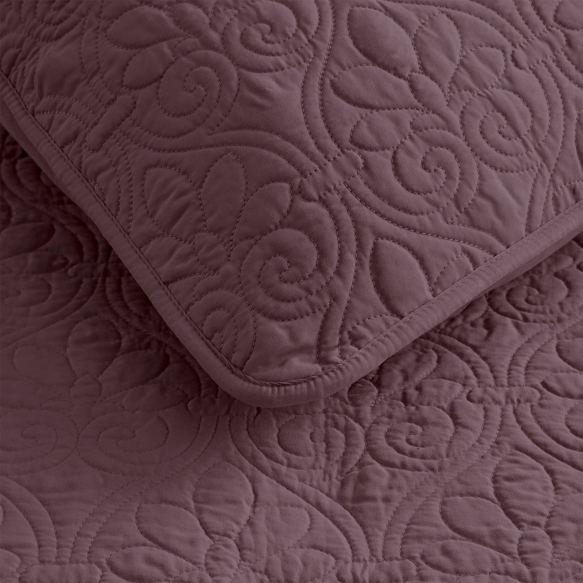 Quebec Reversible Bedspread Set - Purple