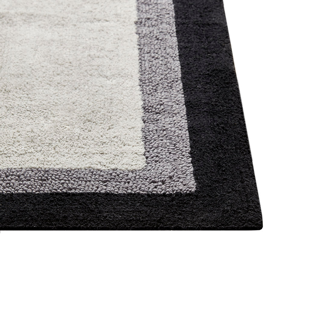 Amherst Cotton Tufted Bath Rug - Black