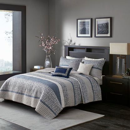 Rhapsody 6 Piece Reversible Jacquard Quilt Set with Throw Pillows - Navy