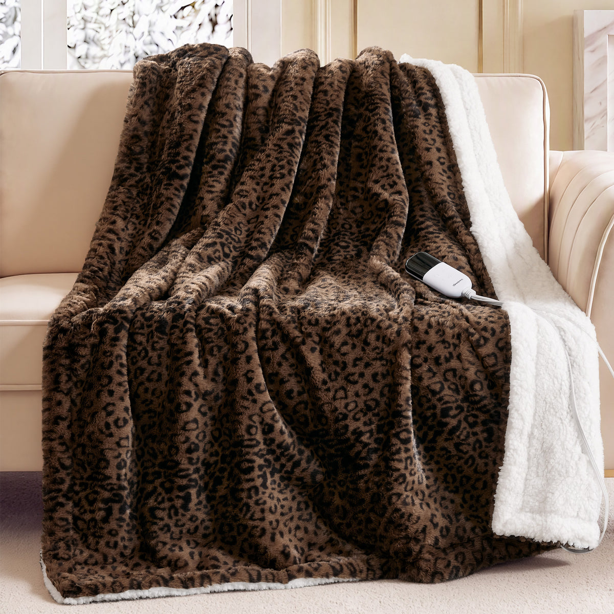 Heated Zuri Luxe Heated Throw - Leopard
