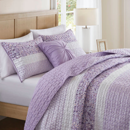 Caralie 4 Piece Seersucker Quilt Set with Throw Pillow - Purple