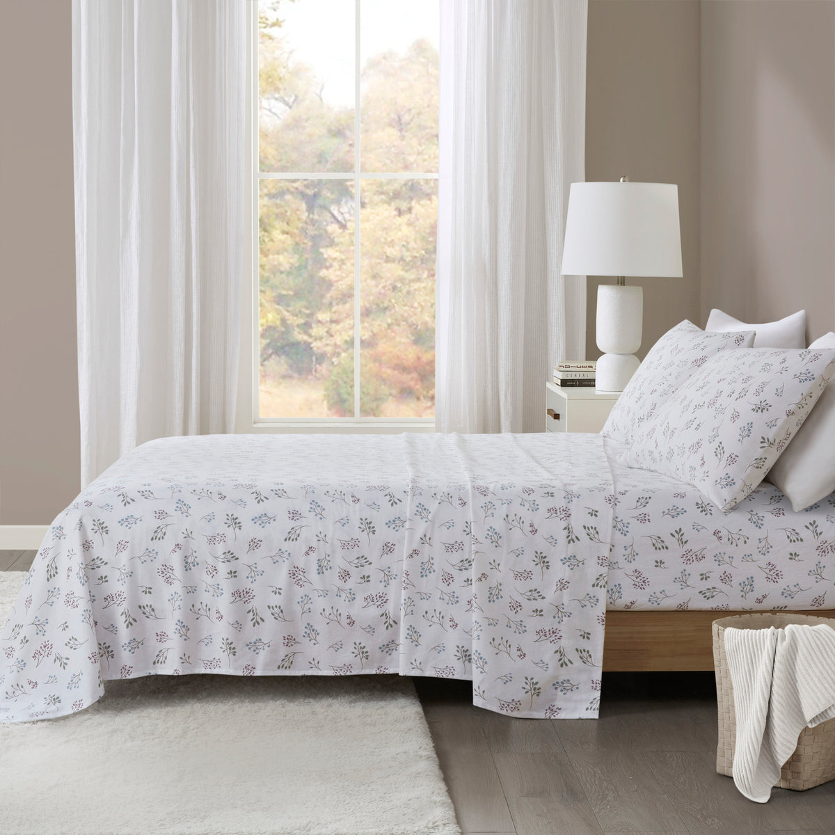 Cozy Cotton Flannel Printed Sheet Set - White Tossed Botanical