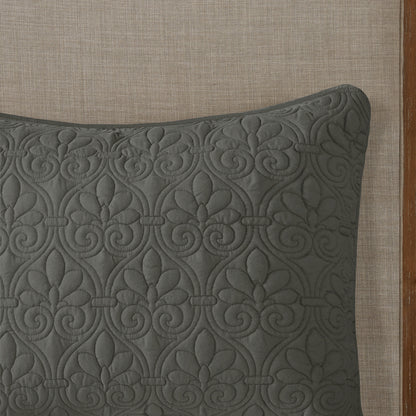Quebec 3 Piece Split Corner Pleated Quilted Bedspread - Dark Grey