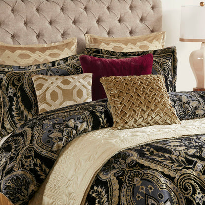 Julius 4 Piece Comforter Set - Black