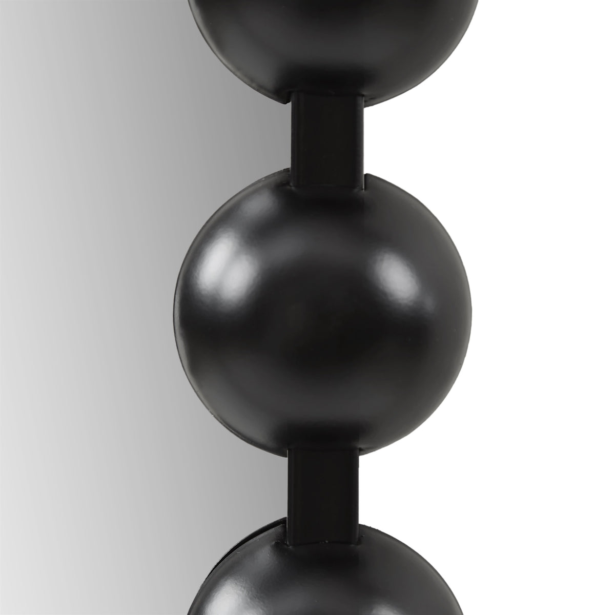 Marlowe 24X36 Arch Beaded Wall Mirror - Black