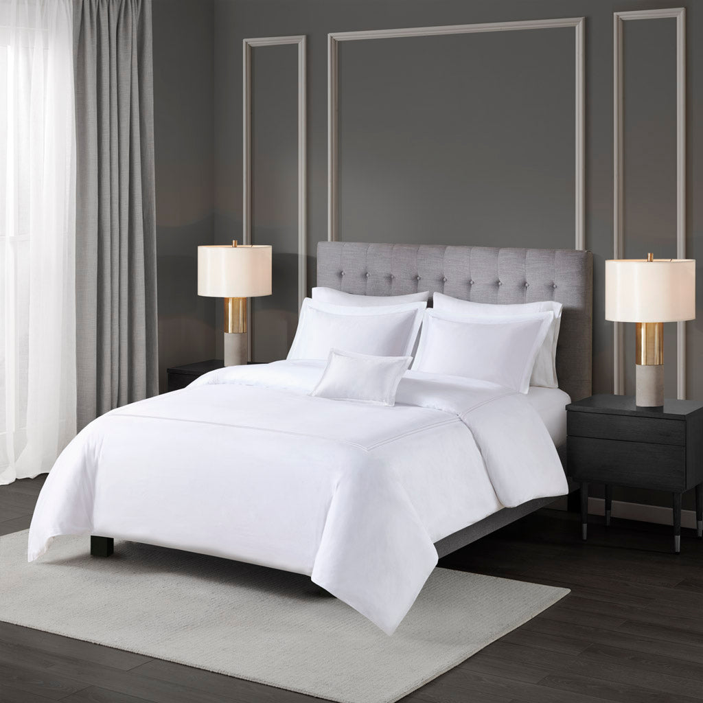 500 Thread Count Luxury Collection 100% Cotton Sateen Embroidered Comforter Set - White/White