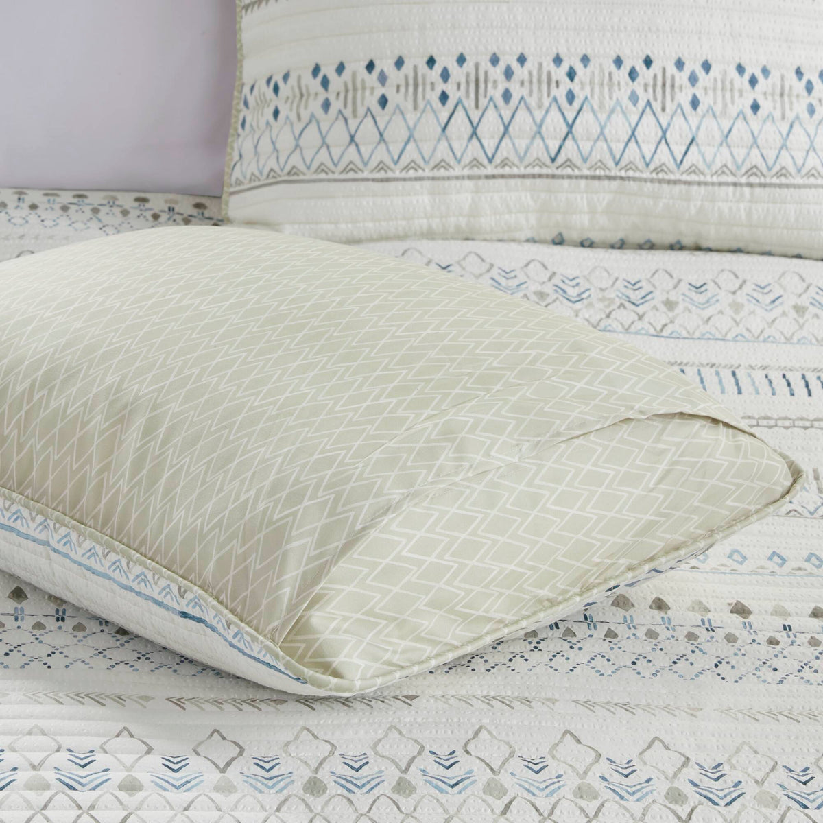 Fraser 3 Piece Printed Microfiber Seersucker Quilt Set - Taupe/Blue