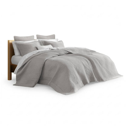 Liam Hotel 3 Piece Cotton Quilt Set - Light Gray