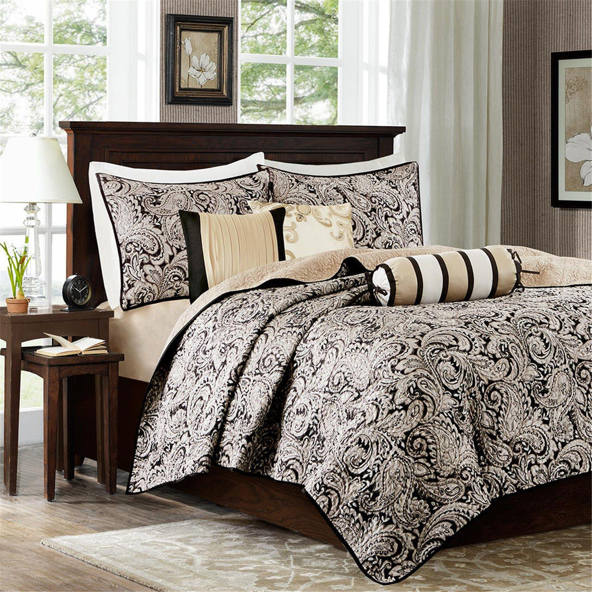Aubrey 6 Piece Jacquard Quilt Set with Throw Pillows - Black
