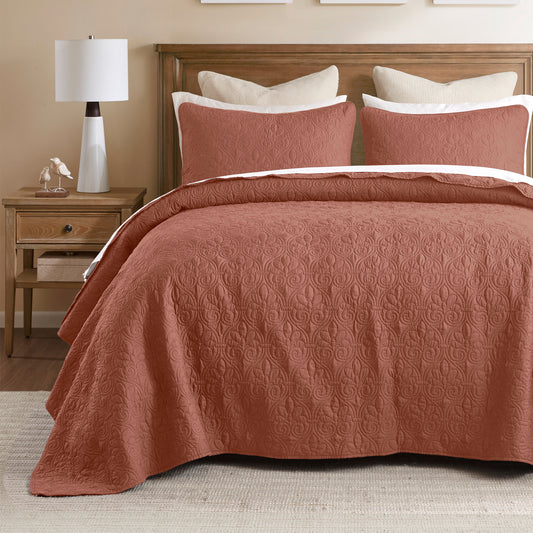 Quebec Reversible Bedspread Set - Clay Red