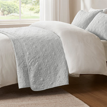Quebec Reversible Quilt Set - Grey