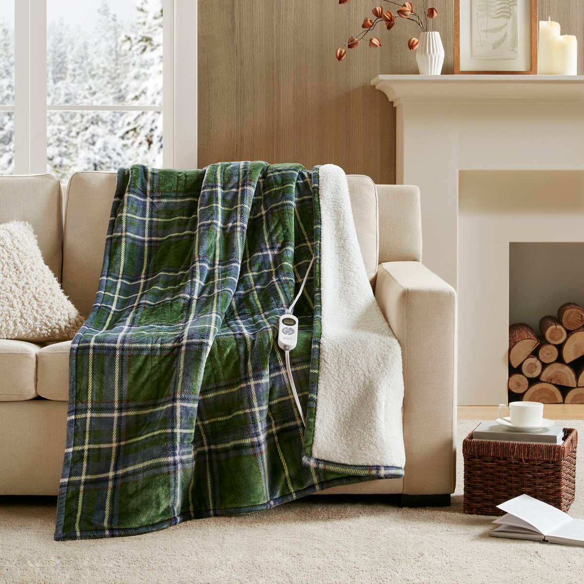 Print Plush to Sherpa Heated Throw - Green Plaid
