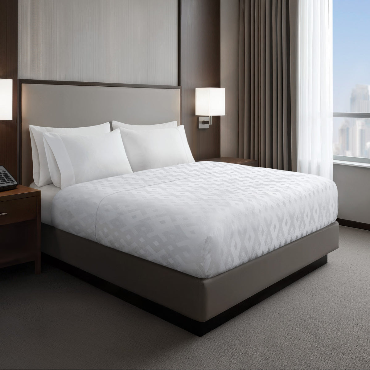 Jacquard Essential Nova Coverlet - White