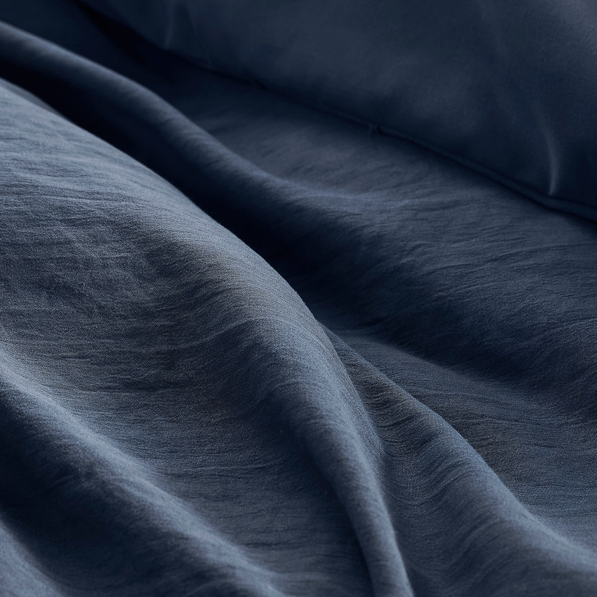 Walker Soft Washed Pleated Comforter Set - Navy