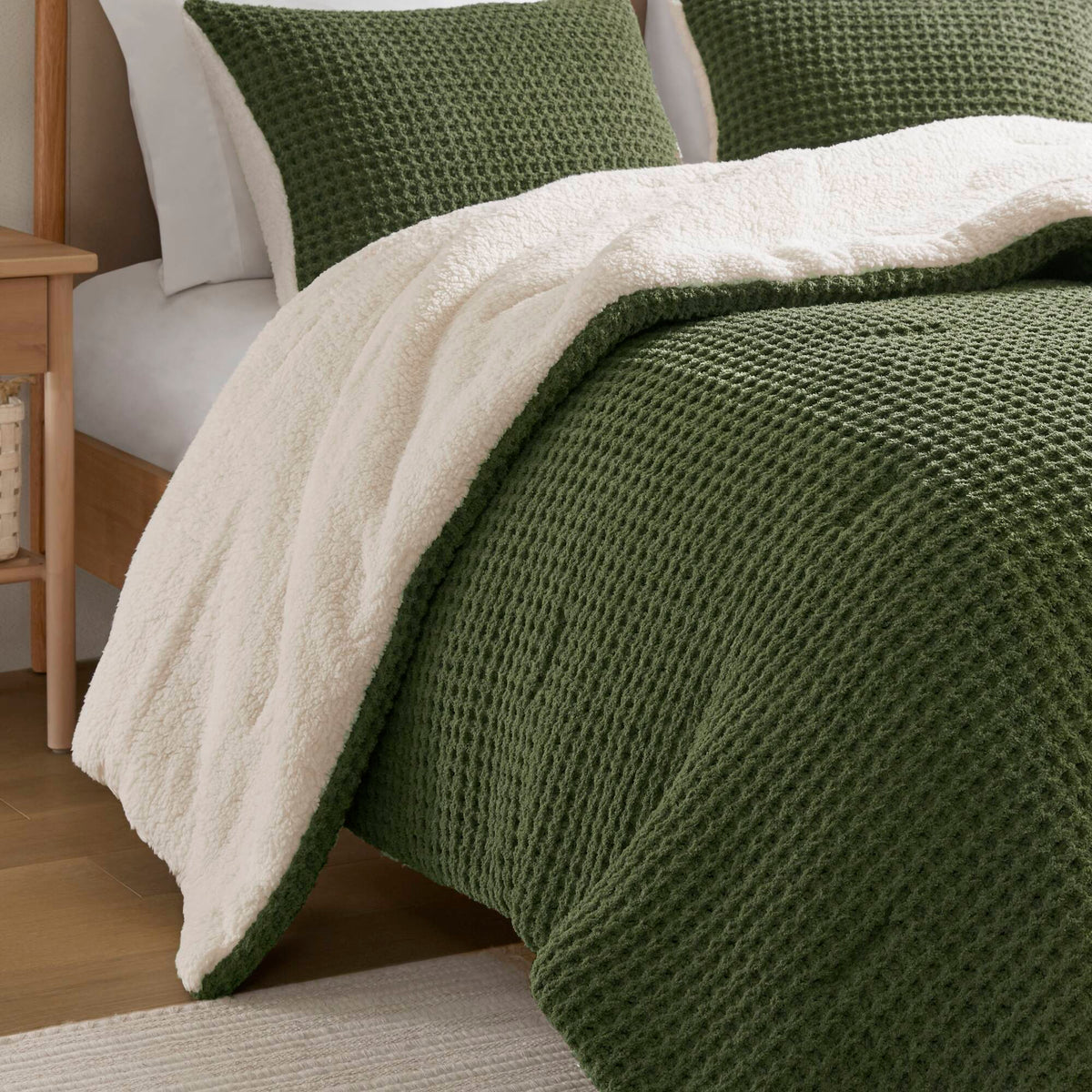 Riordan Waffle Knit Chenille Comforter Set - Olive