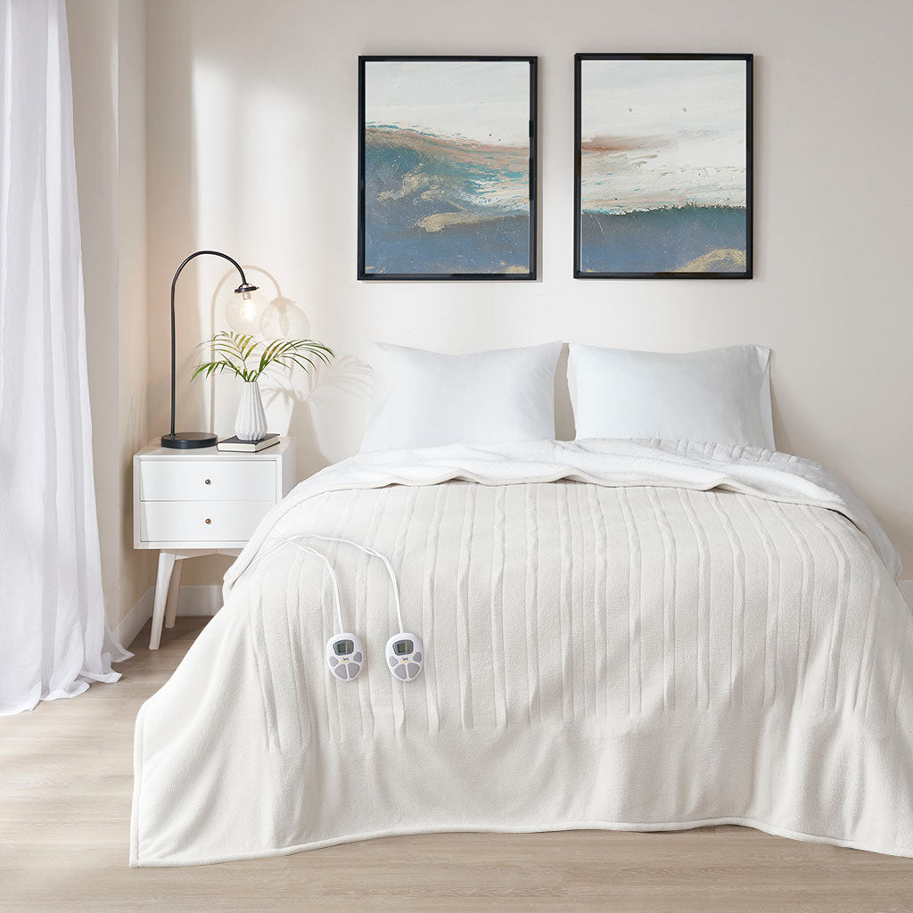 Fleece to Sherpa Heated Blanket - Ivory