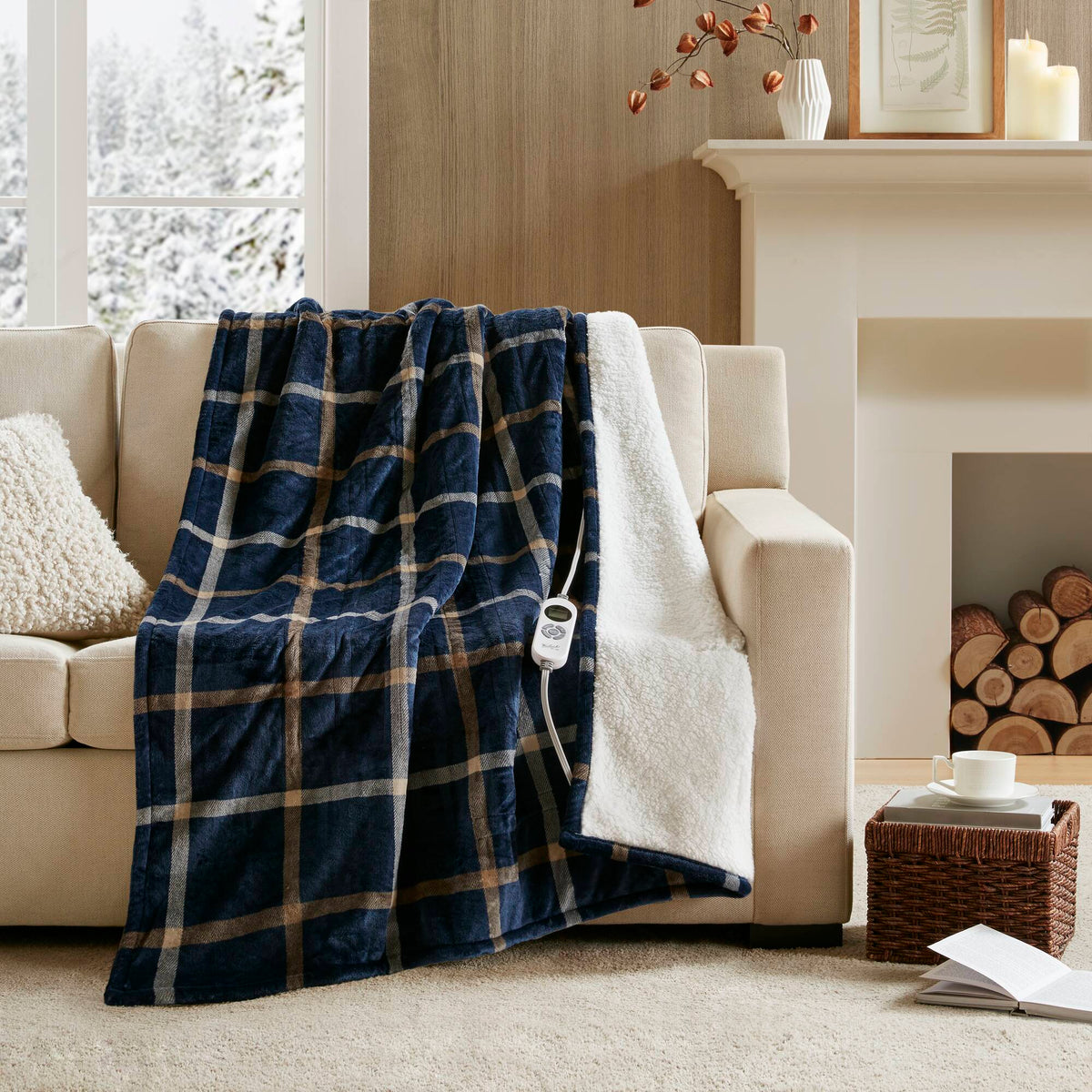 Print Plush to Sherpa Heated Throw - Navy Plaid