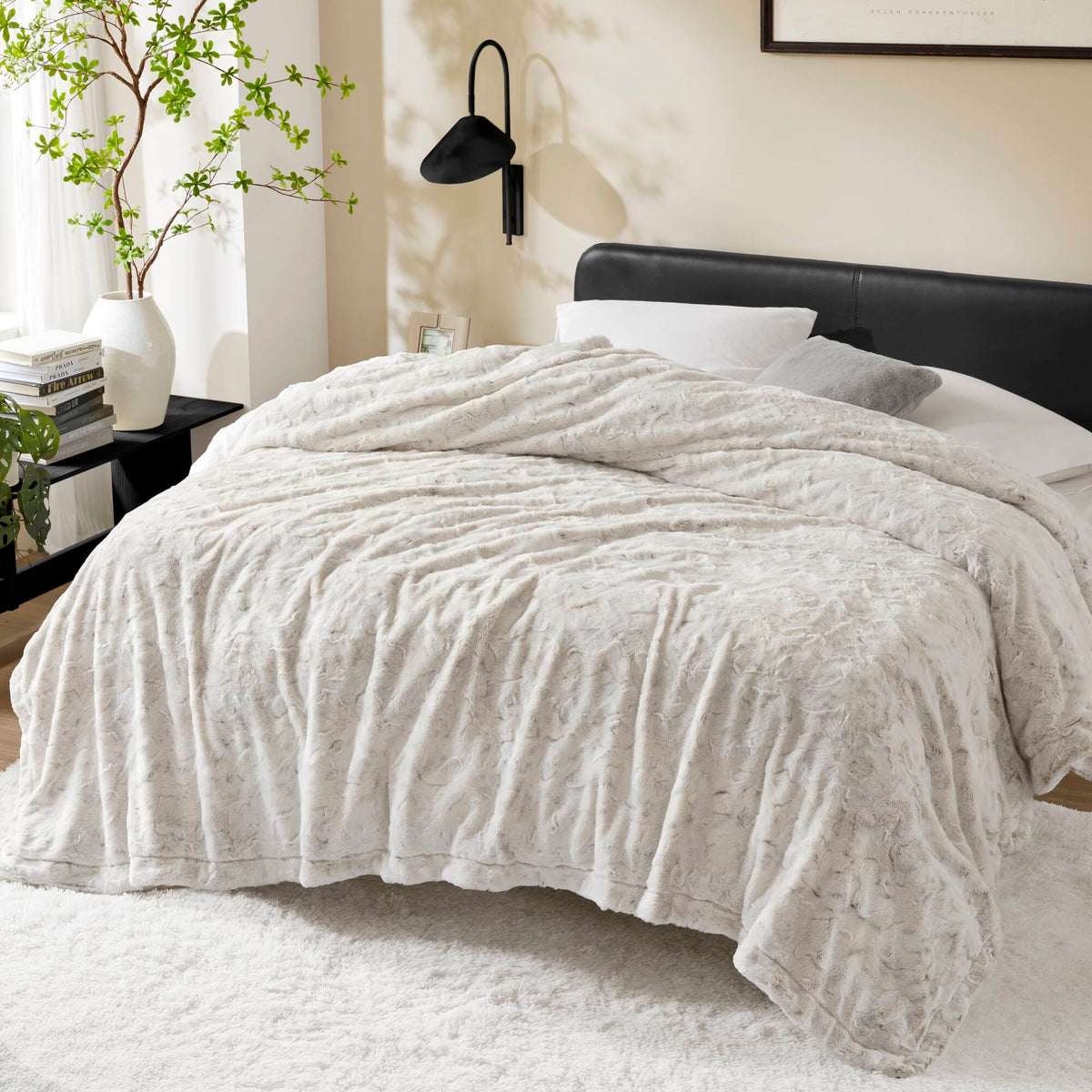 Zuri Faux Fur Blanket - Snow Leopard
