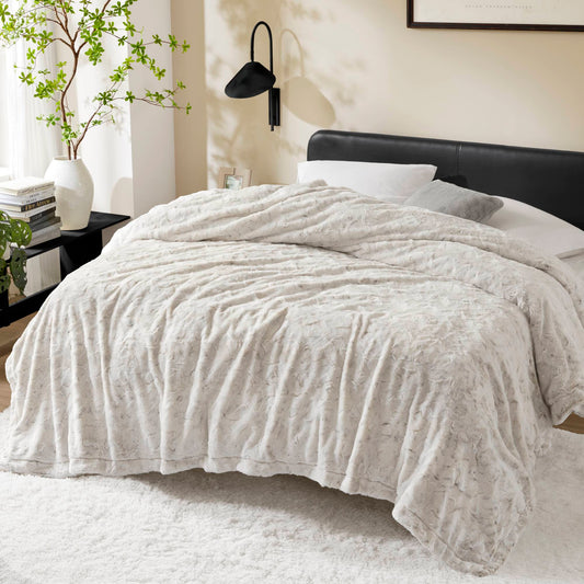 Zuri Faux Fur Blanket - Snow Leopard