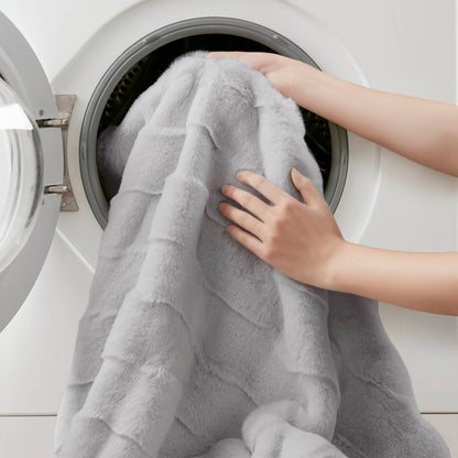 Vivienne Faux Fur Throw - Light Grey