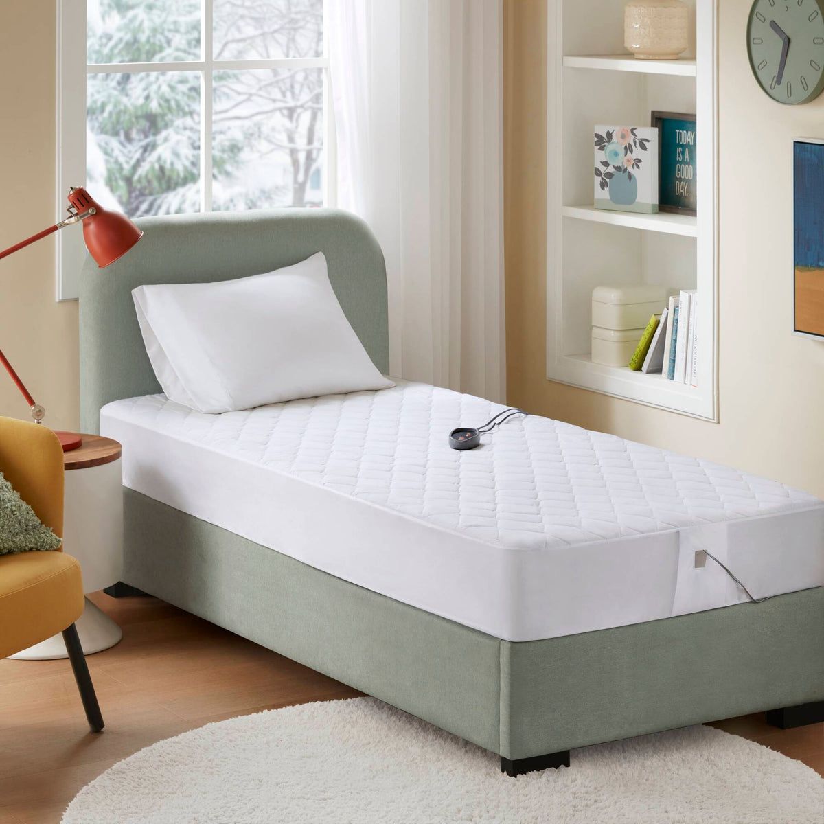 Cotton Blend Heated Mattress Pad - White