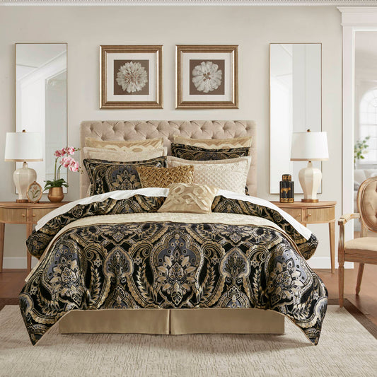 Julius 4 Piece Comforter Set - Black