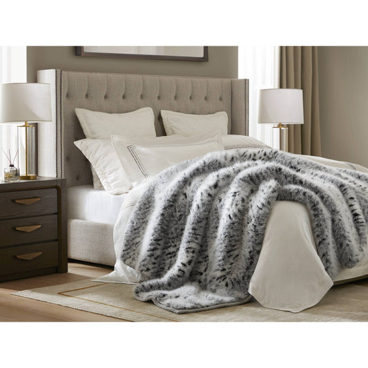 Botswana Animal Print Faux Fur Throw Blanket - Snow Leopard