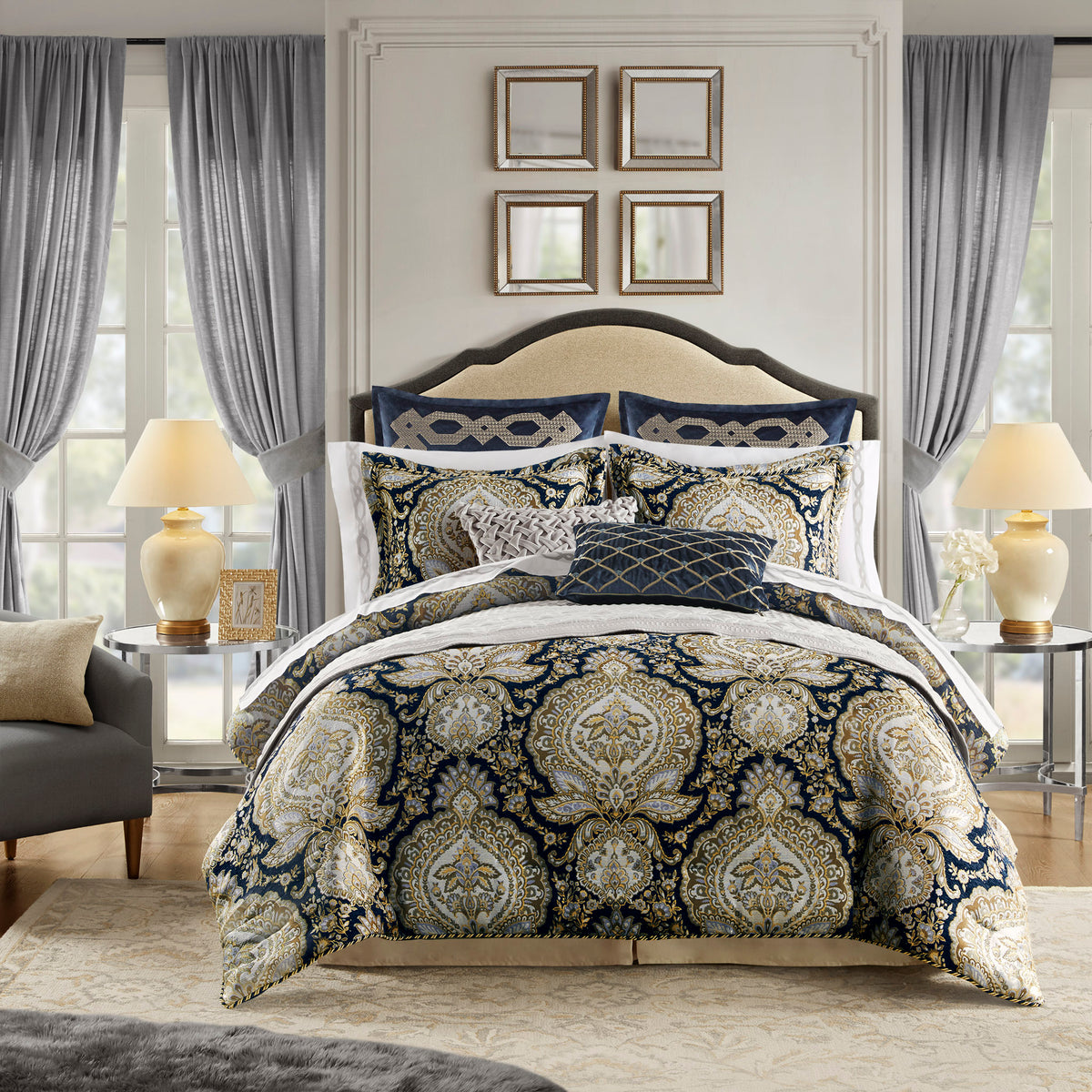 Versailles 3 Piece Quilt Set - Grey