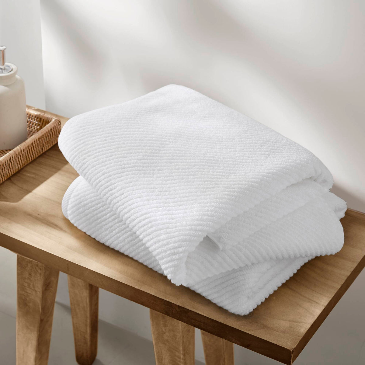 Diagonal Ribbed - White