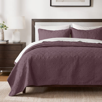 Quebec Reversible Quilt Set - Purple